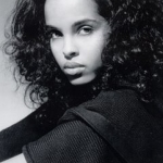 Model’s Corner: Ayan Elmi